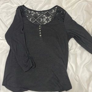 Grey, quarter length sleeve light shirt